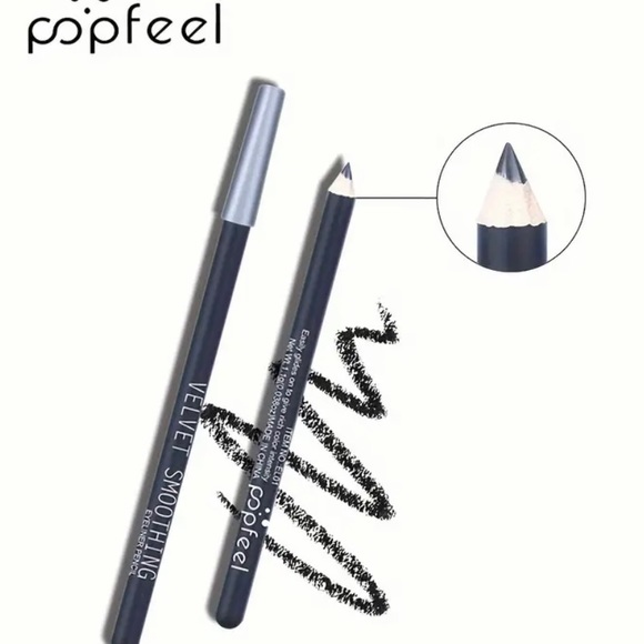 40 Color “All Your Eyes” Makeup Set Eyeshadow Palette Mascara Brush Eyeliner NEW - Picture 8 of 16